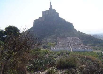 Vistas YACIMIENTO ARQUEOLOGICO CERRO MONTEAGUDO