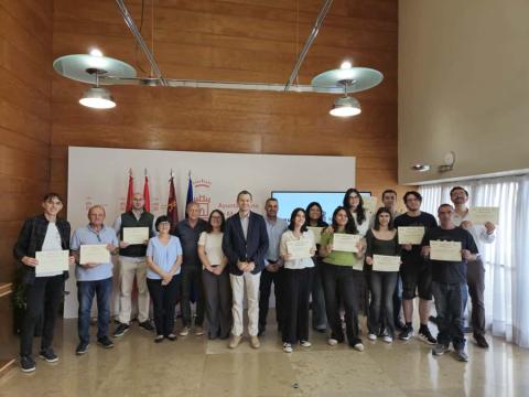 Entrega de diplomas Campaña de excavaciones arqueológicas en el Castillejo